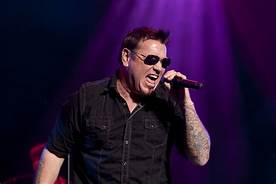 Artist Smash Mouth